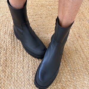 Free People Paloma Barcelo NWT Combat Black Best seller LOVE 🌈❤️